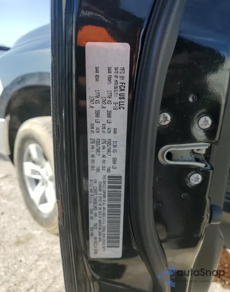 2017 Ram 1500 Slt из США, поврежденный, VIN 1C6RR7LT3HS561053